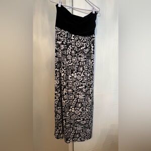 Elegant Strapless Black and White Dress